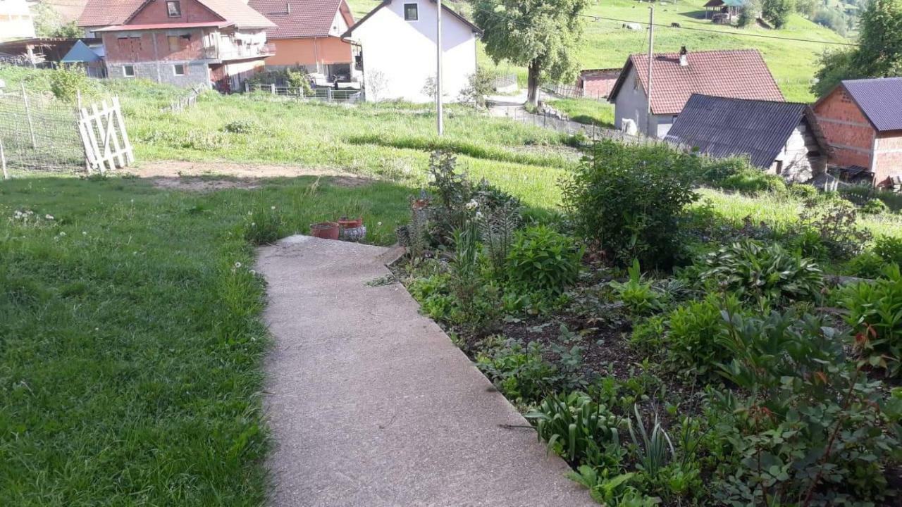 Apartment Little Village Plav Bagian luar foto