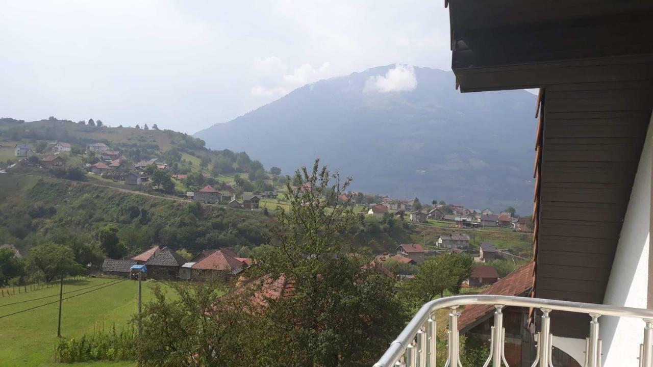 Apartment Little Village Plav Bagian luar foto